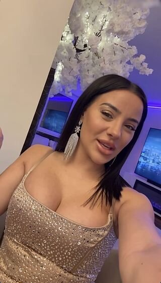 Leyla Lahouar German TV Reality Star #9WUuHU7r