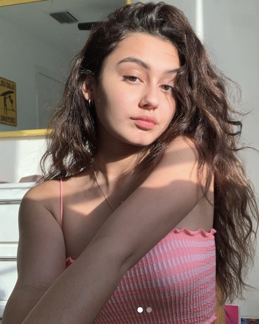 My irls that nobody has cum tribed yet… hmu if you want to cum on them ;) #u9B8hPNd