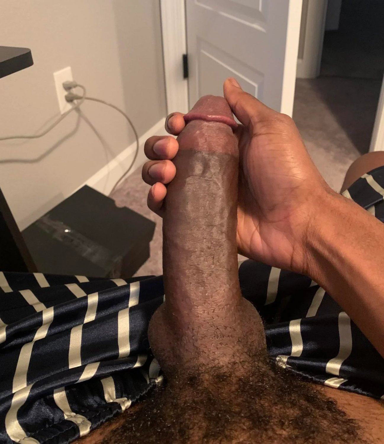 Finished the idea on blacked post so enjoy se solo black cock #97ByFRR0